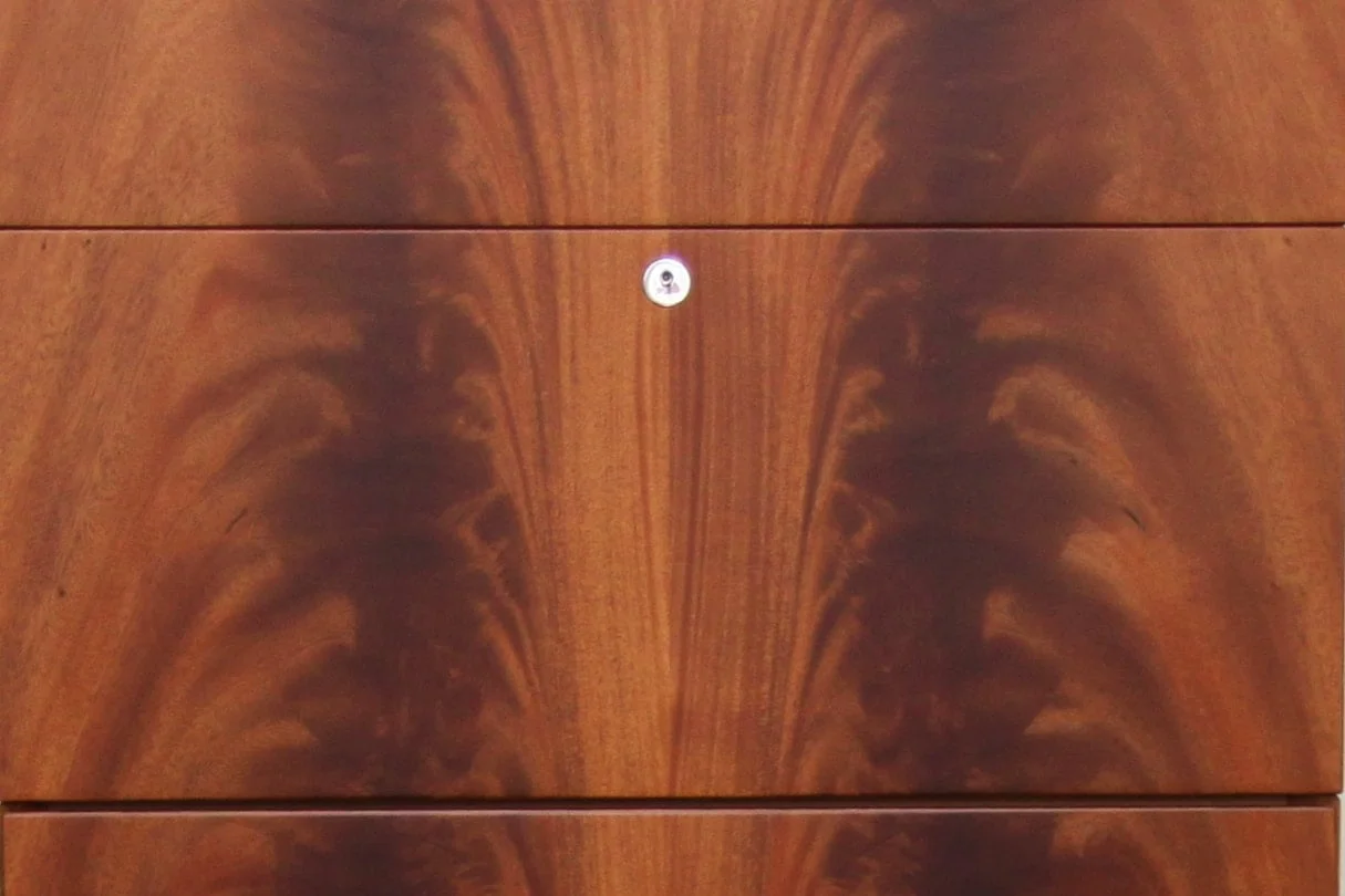 humidor-gerber-monolith-mahogany-detail