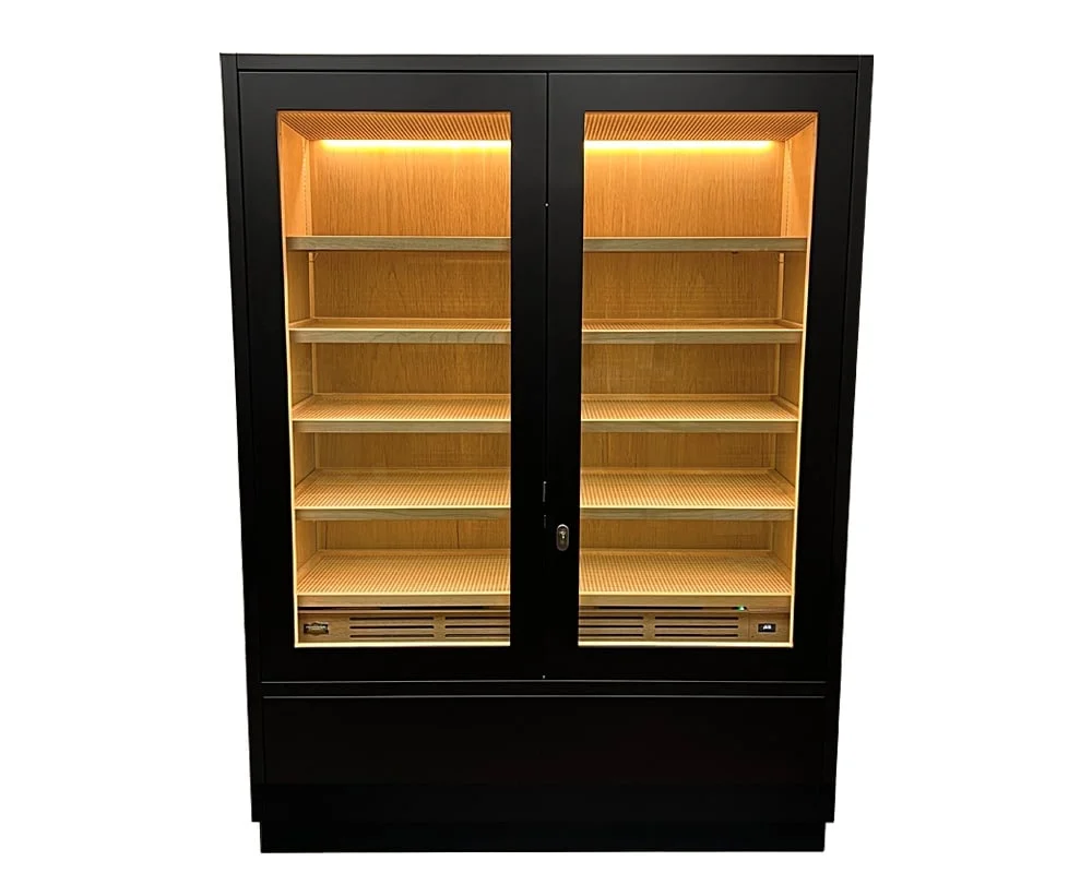 The best humidor for the best cigar storage - gerber humidor in black lacquer with 10 shelves